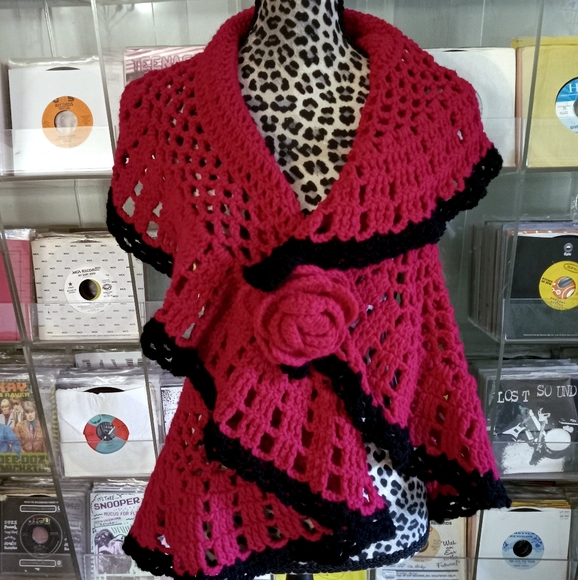 Tops - Gorgeous Handmade Circular Crochet Vest Detachable Rose Button Cottagecore